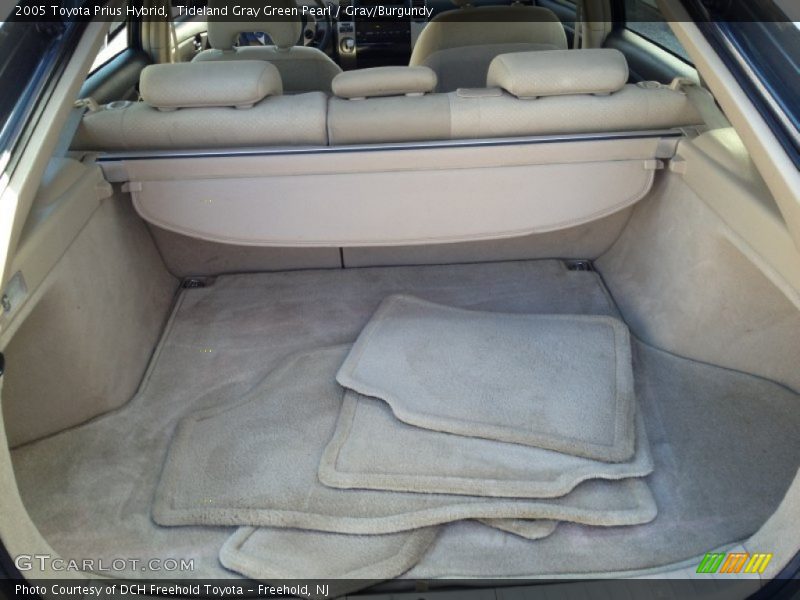  2005 Prius Hybrid Trunk
