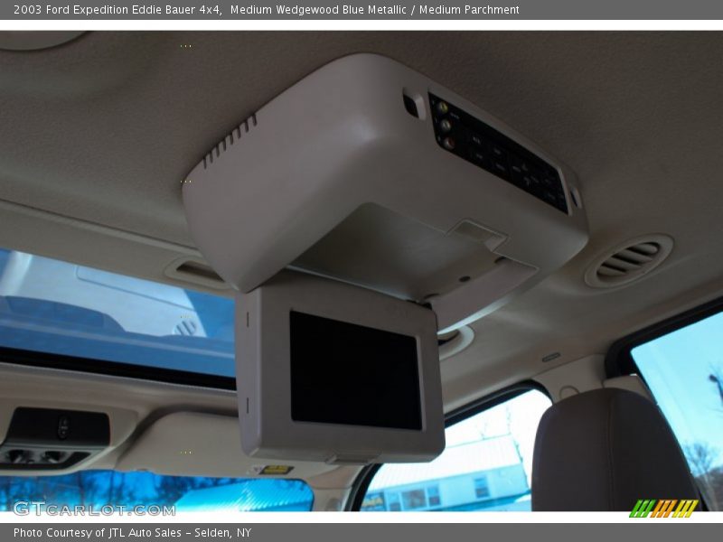 Medium Wedgewood Blue Metallic / Medium Parchment 2003 Ford Expedition Eddie Bauer 4x4