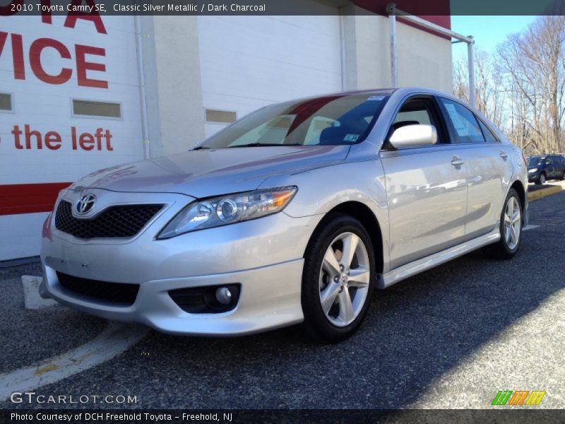 Classic Silver Metallic / Dark Charcoal 2010 Toyota Camry SE