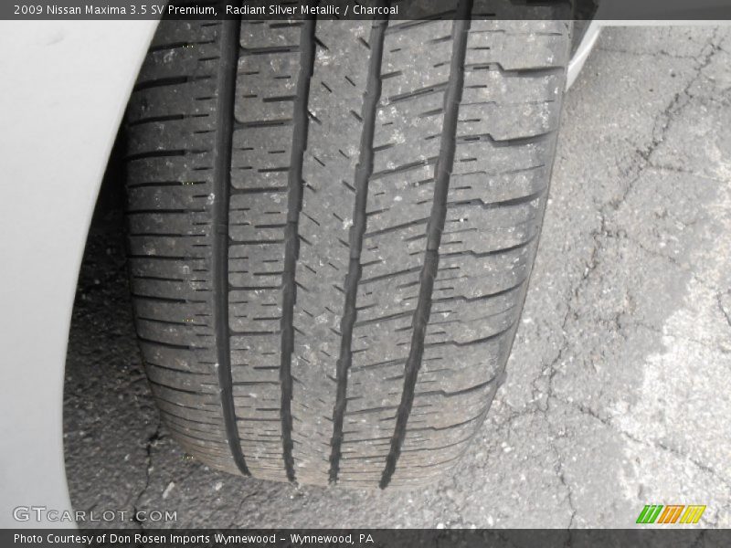Radiant Silver Metallic / Charcoal 2009 Nissan Maxima 3.5 SV Premium
