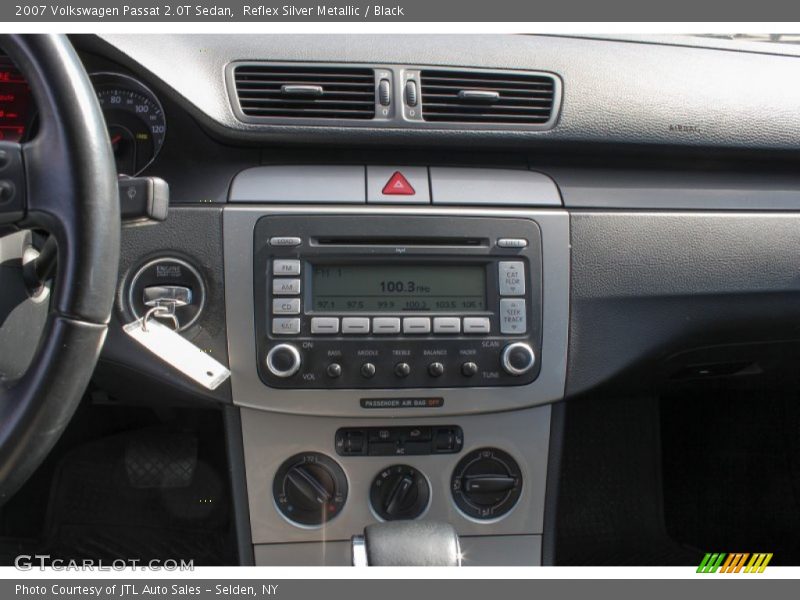 Reflex Silver Metallic / Black 2007 Volkswagen Passat 2.0T Sedan