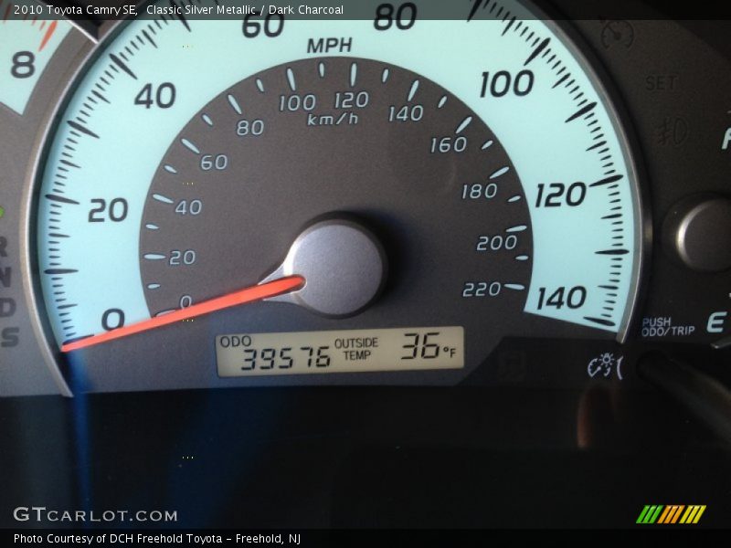 Classic Silver Metallic / Dark Charcoal 2010 Toyota Camry SE