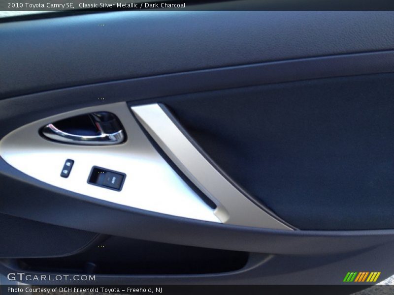 Classic Silver Metallic / Dark Charcoal 2010 Toyota Camry SE