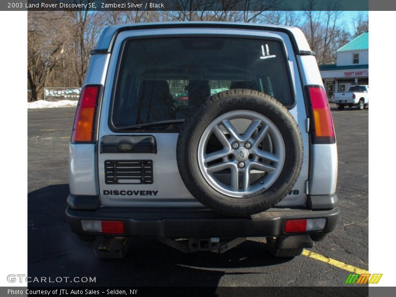 Zambezi Silver / Black 2003 Land Rover Discovery SE