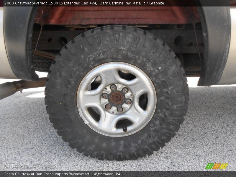 Dark Carmine Red Metallic / Graphite 2000 Chevrolet Silverado 1500 LS Extended Cab 4x4