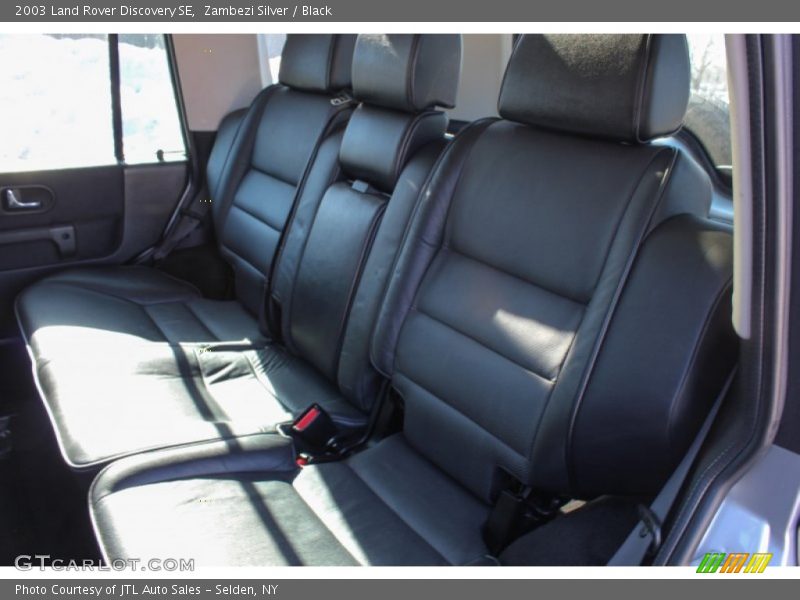 Zambezi Silver / Black 2003 Land Rover Discovery SE