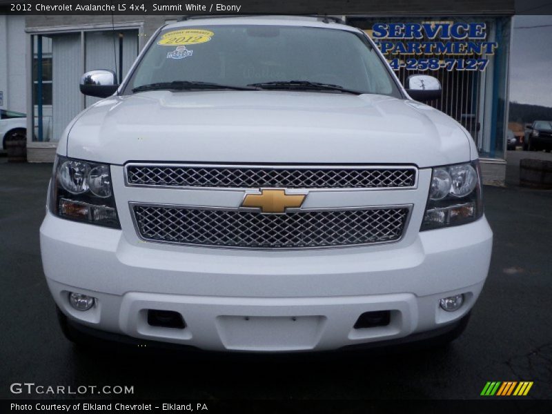 Summit White / Ebony 2012 Chevrolet Avalanche LS 4x4