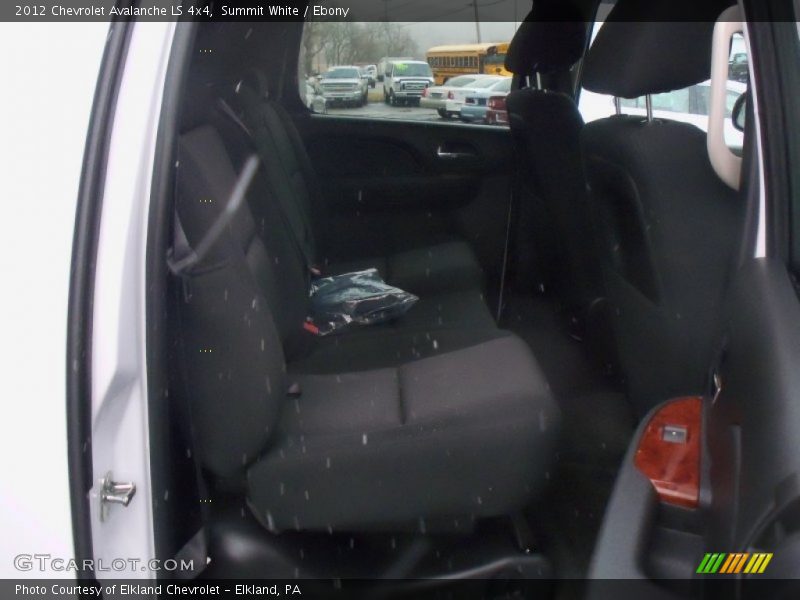 Summit White / Ebony 2012 Chevrolet Avalanche LS 4x4