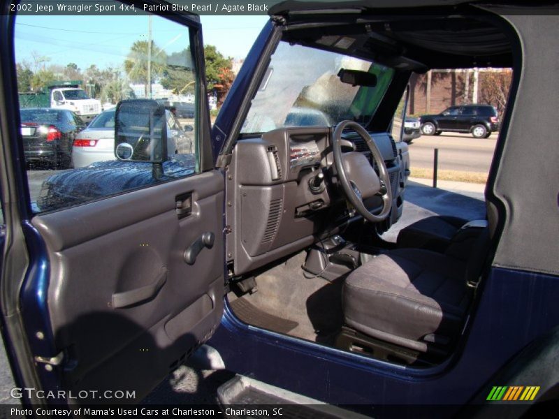 Patriot Blue Pearl / Agate Black 2002 Jeep Wrangler Sport 4x4