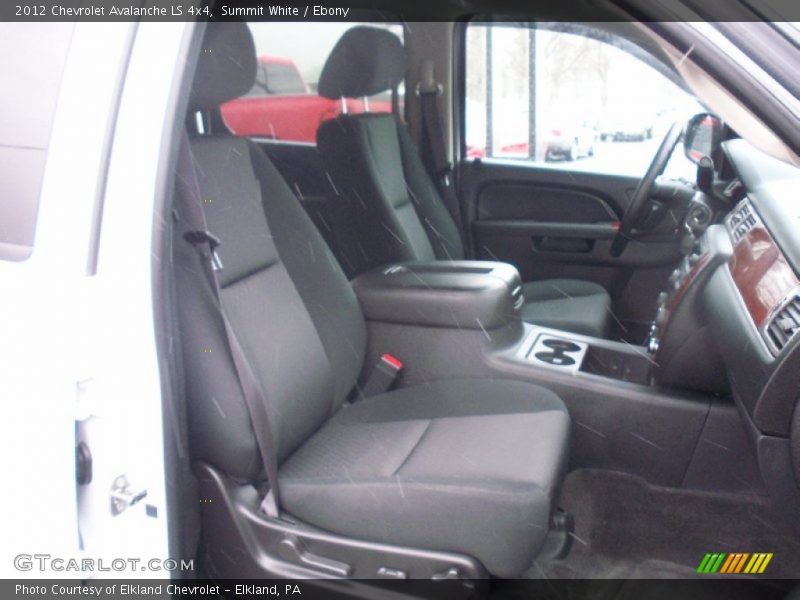 Summit White / Ebony 2012 Chevrolet Avalanche LS 4x4