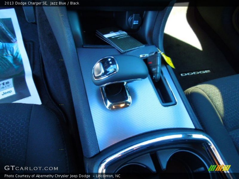 Jazz Blue / Black 2013 Dodge Charger SE