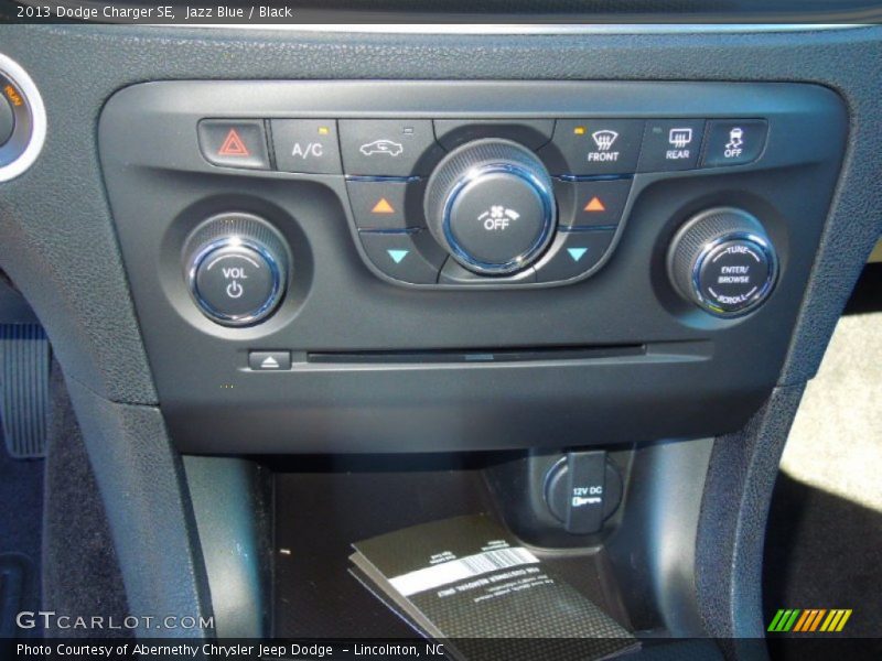 Jazz Blue / Black 2013 Dodge Charger SE