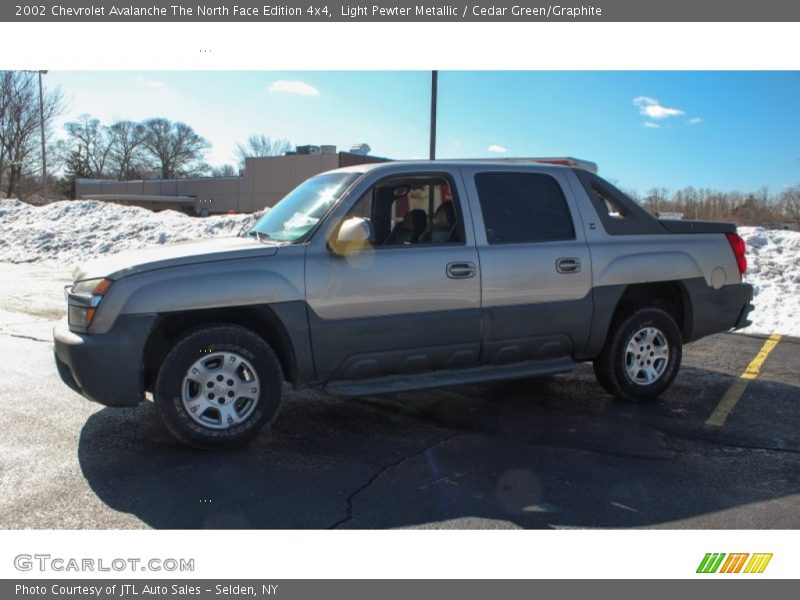 Light Pewter Metallic / Cedar Green/Graphite 2002 Chevrolet Avalanche The North Face Edition 4x4