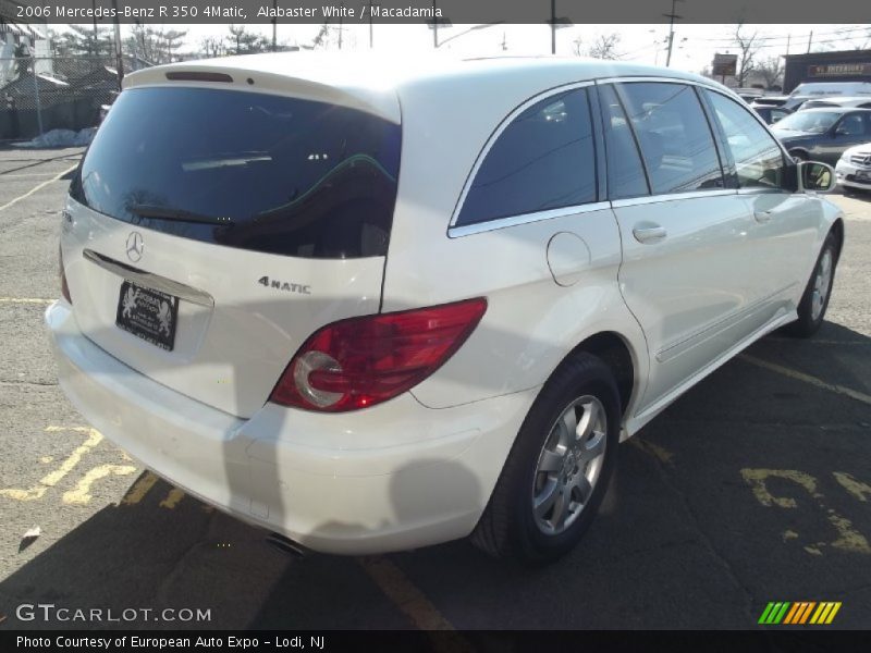 Alabaster White / Macadamia 2006 Mercedes-Benz R 350 4Matic