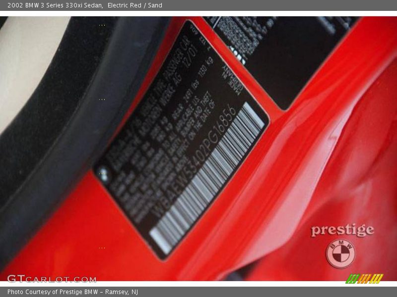 Electric Red / Sand 2002 BMW 3 Series 330xi Sedan