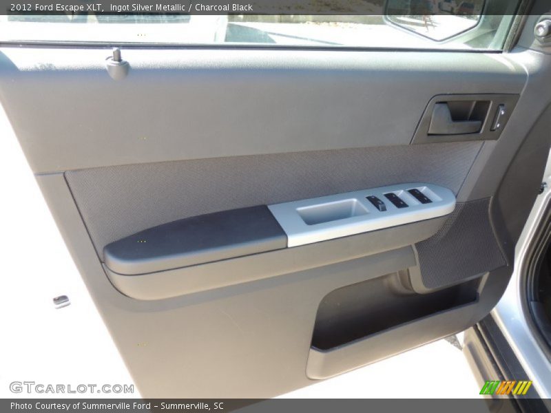 Ingot Silver Metallic / Charcoal Black 2012 Ford Escape XLT