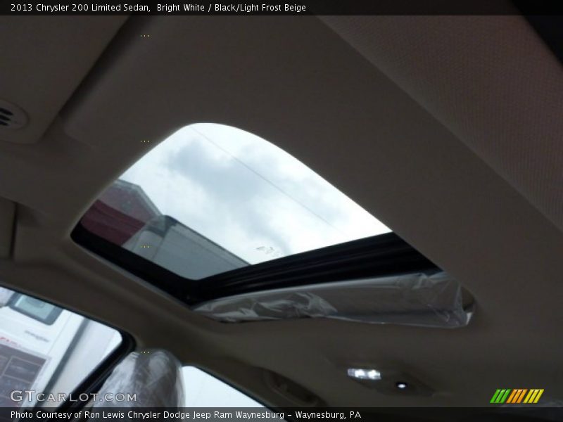 Bright White / Black/Light Frost Beige 2013 Chrysler 200 Limited Sedan