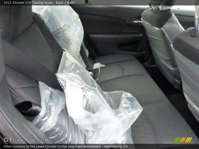 Black / Black 2013 Chrysler 200 Touring Sedan