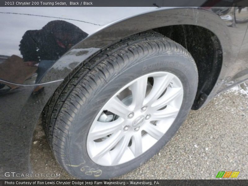 Black / Black 2013 Chrysler 200 Touring Sedan