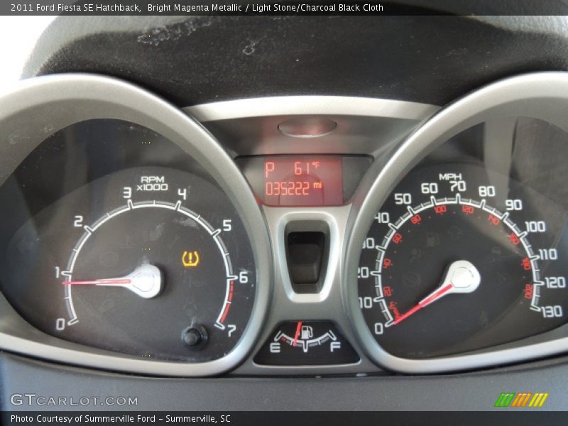 Bright Magenta Metallic / Light Stone/Charcoal Black Cloth 2011 Ford Fiesta SE Hatchback