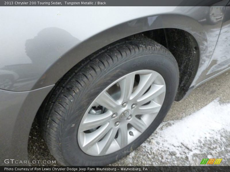 Tungsten Metallic / Black 2013 Chrysler 200 Touring Sedan
