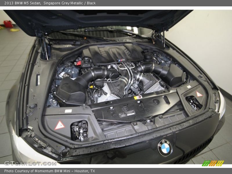  2013 M5 Sedan Engine - 4.4 Liter M DI TwinPower Turbocharged DOHC 32-Valve VVT V8