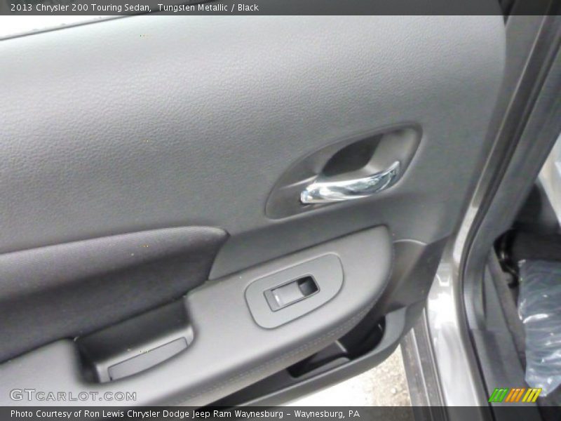 Tungsten Metallic / Black 2013 Chrysler 200 Touring Sedan