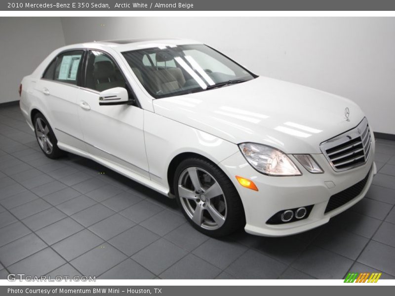 Front 3/4 View of 2010 E 350 Sedan
