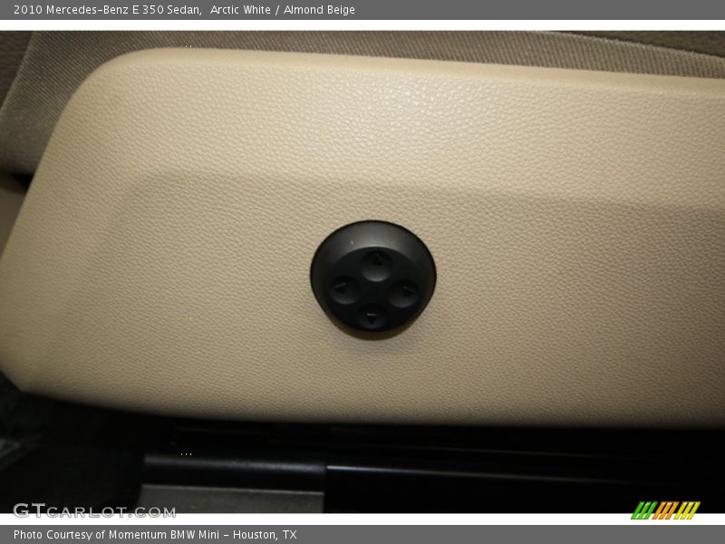 Arctic White / Almond Beige 2010 Mercedes-Benz E 350 Sedan