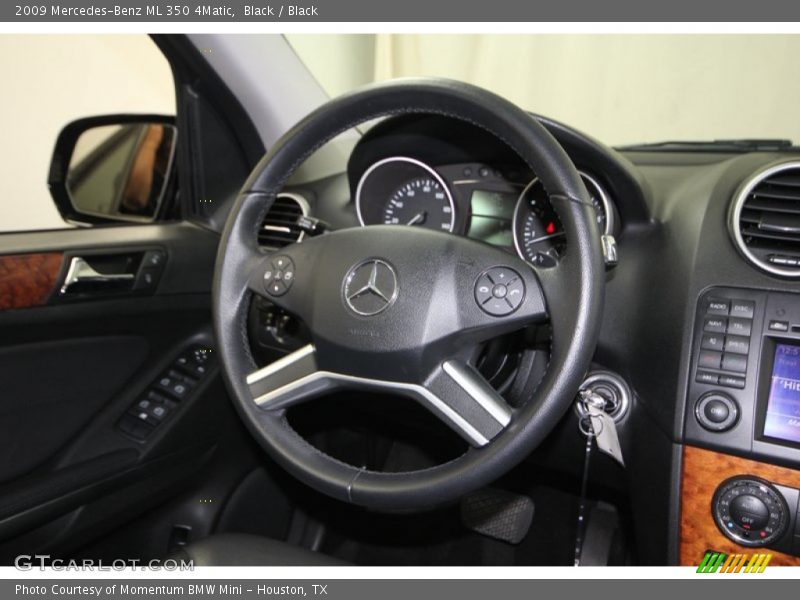  2009 ML 350 4Matic Steering Wheel
