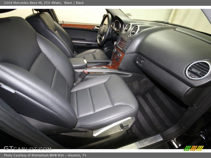 Front Seat of 2009 ML 350 4Matic