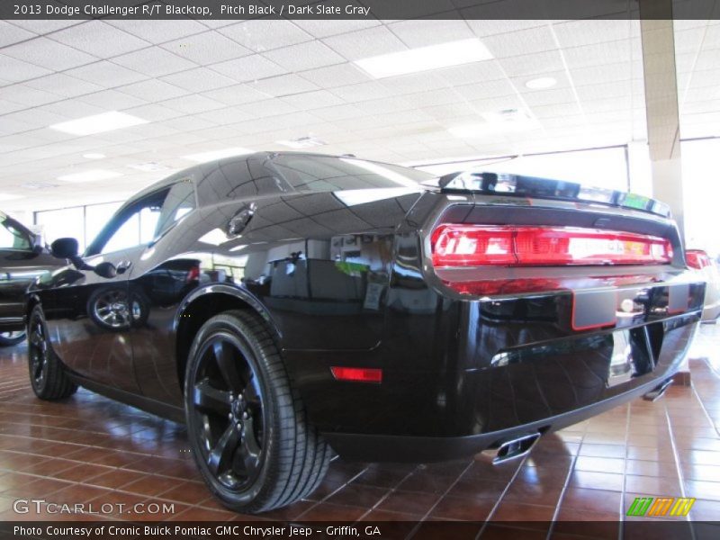 Pitch Black / Dark Slate Gray 2013 Dodge Challenger R/T Blacktop