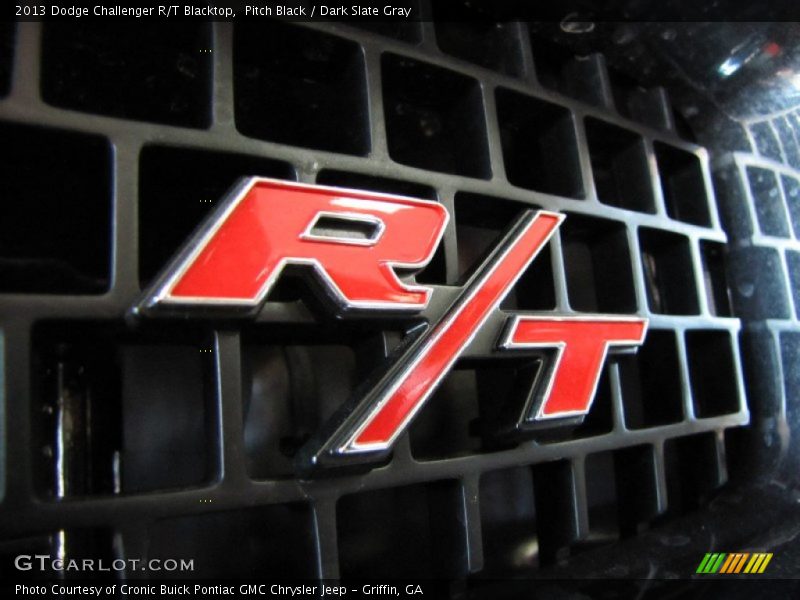 Pitch Black / Dark Slate Gray 2013 Dodge Challenger R/T Blacktop