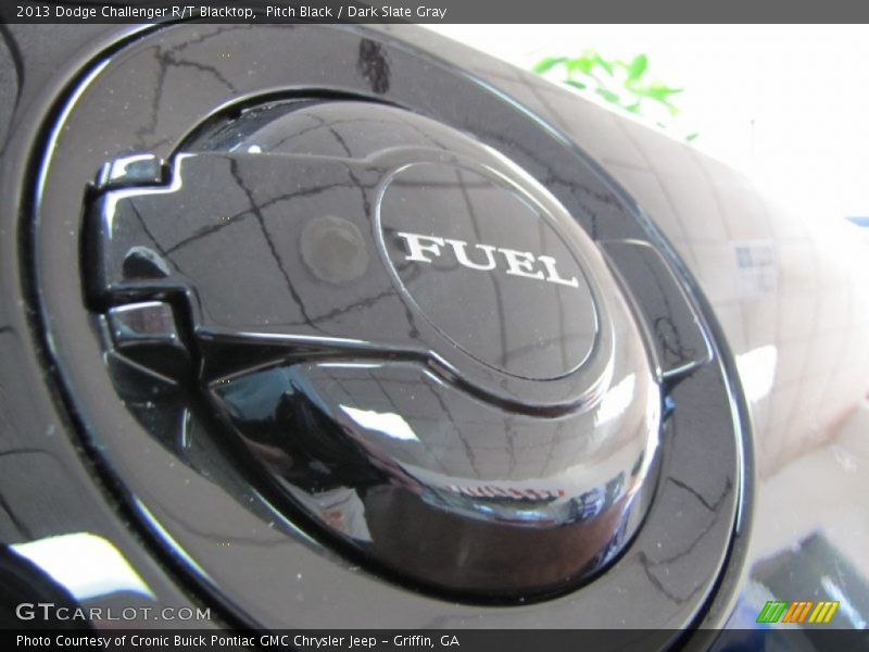 Pitch Black / Dark Slate Gray 2013 Dodge Challenger R/T Blacktop