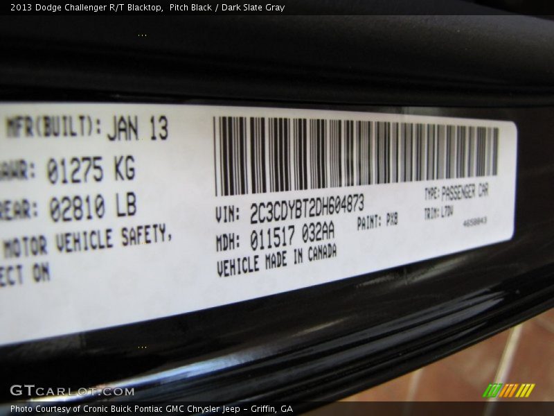 Pitch Black / Dark Slate Gray 2013 Dodge Challenger R/T Blacktop