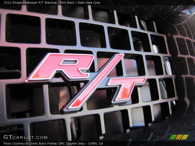 Pitch Black / Dark Slate Gray 2013 Dodge Challenger R/T Blacktop