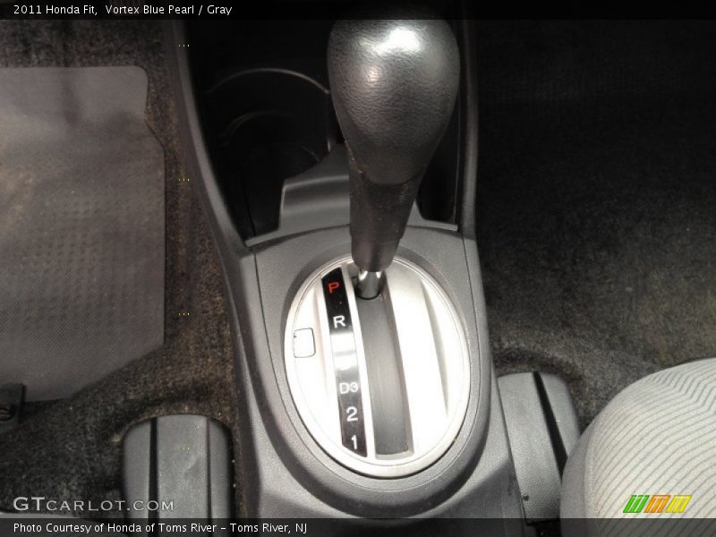  2011 Fit  5 Speed Automatic Shifter