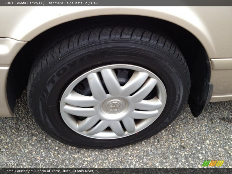 Cashmere Beige Metallic / Oak 2001 Toyota Camry LE