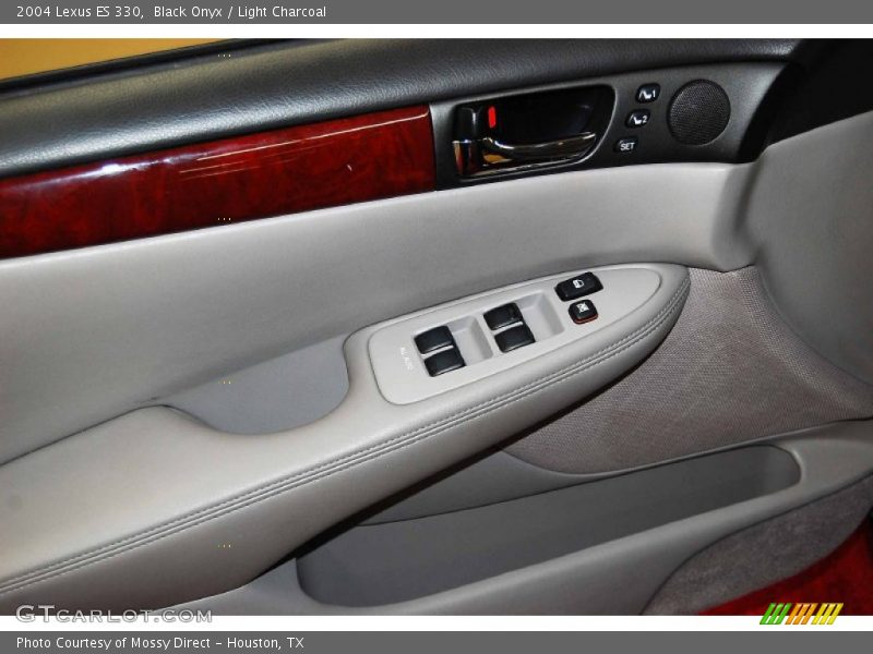 Black Onyx / Light Charcoal 2004 Lexus ES 330