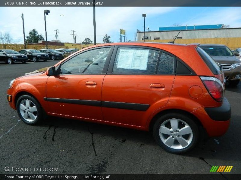  2009 Rio Rio5 LX Hatchback Sunset Orange