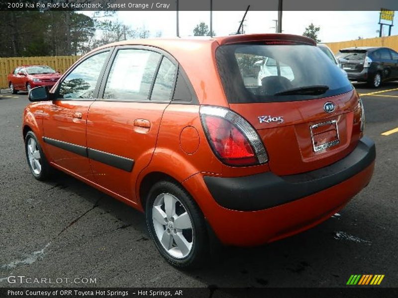  2009 Rio Rio5 LX Hatchback Sunset Orange