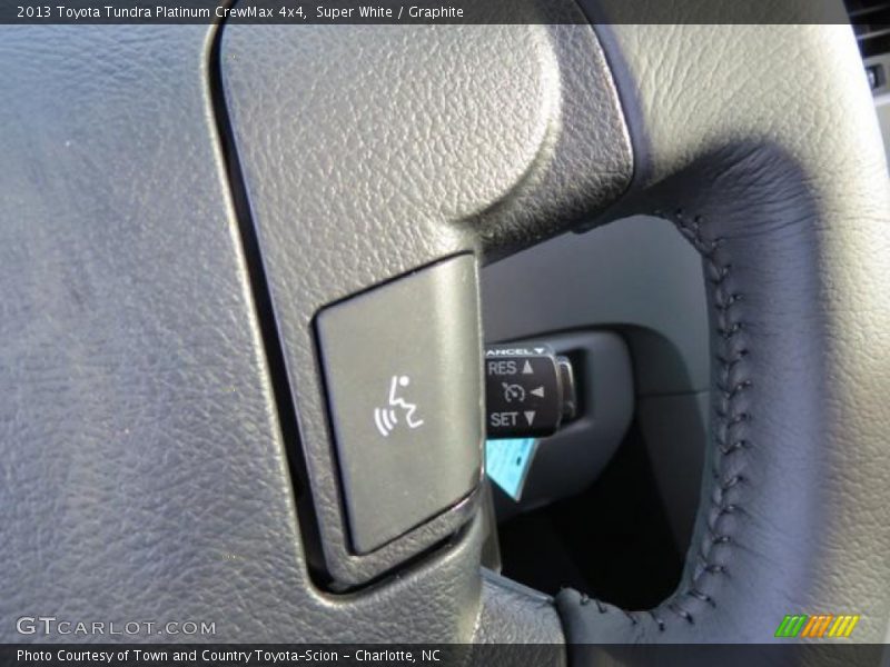 Super White / Graphite 2013 Toyota Tundra Platinum CrewMax 4x4