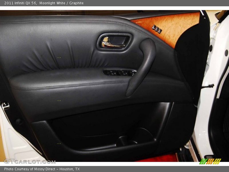 Moonlight White / Graphite 2011 Infiniti QX 56