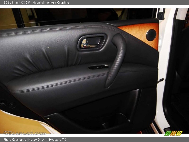 Moonlight White / Graphite 2011 Infiniti QX 56