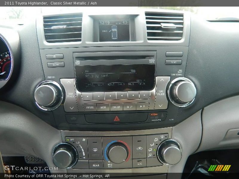 Classic Silver Metallic / Ash 2011 Toyota Highlander