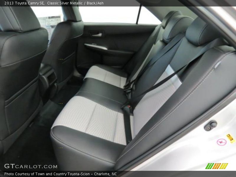 Classic Silver Metallic / Black/Ash 2013 Toyota Camry SE