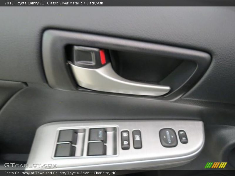 Classic Silver Metallic / Black/Ash 2013 Toyota Camry SE