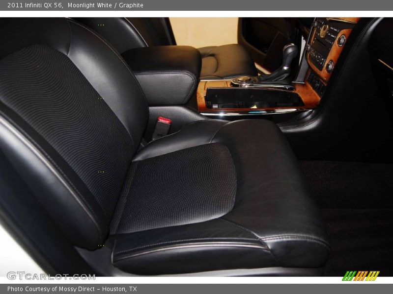 Moonlight White / Graphite 2011 Infiniti QX 56