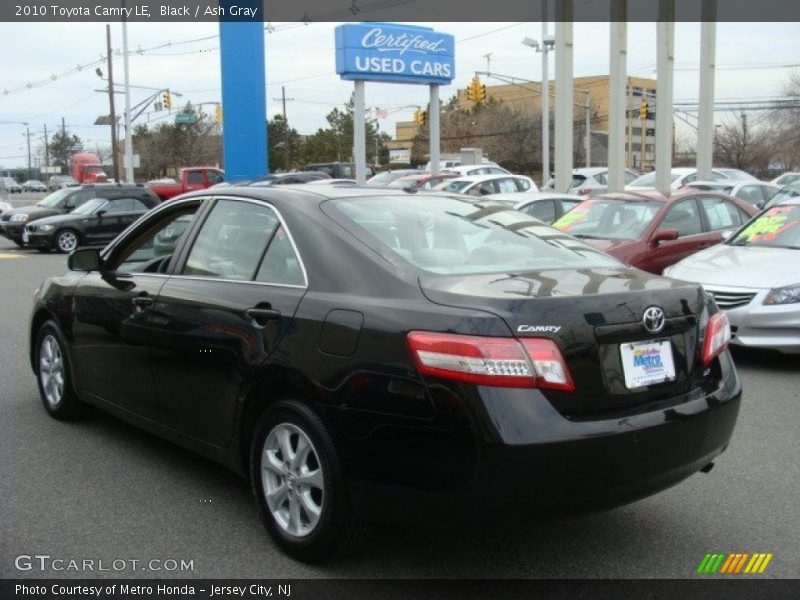 Black / Ash Gray 2010 Toyota Camry LE