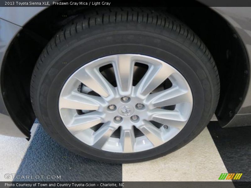 Predawn Gray Mica / Light Gray 2013 Toyota Sienna XLE